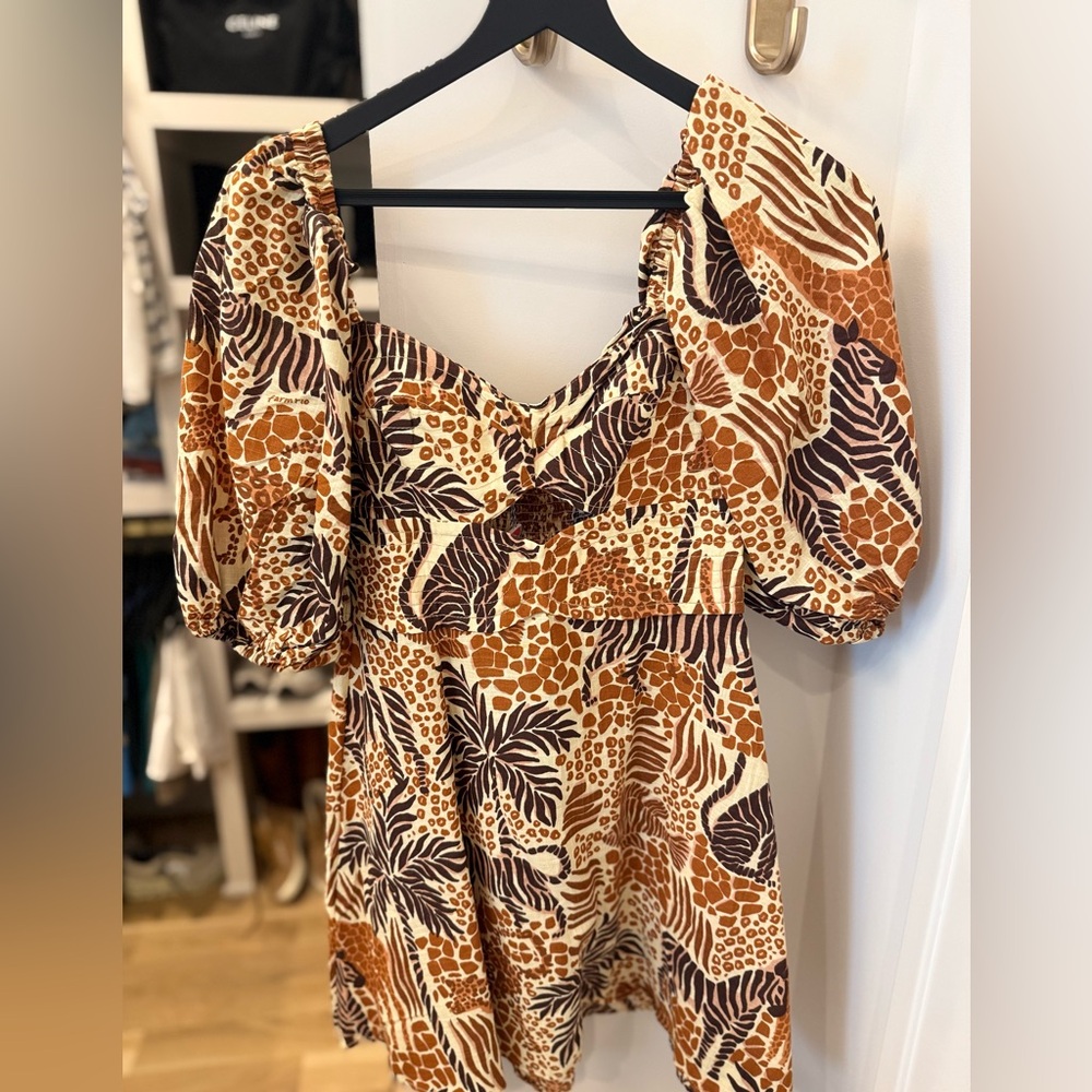 NEW FARM Rio with tags Animal Print Puff Sleeve Dress